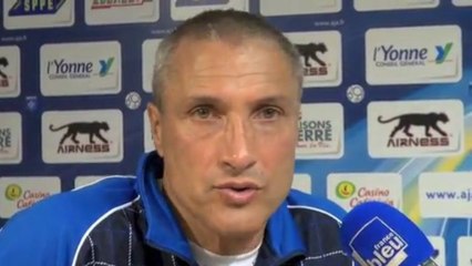 Conversation avec Bernard Casoni avant Auxerre-Brest