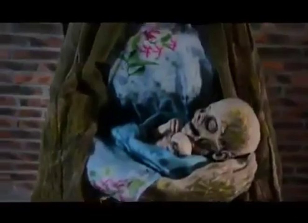 Rocking Moldy Mommy Scary Animated Halloween Graveyard Props For 2013