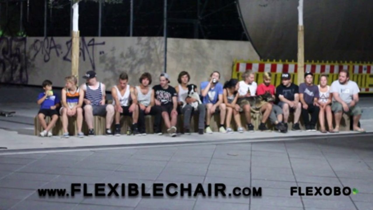 Papier Sofa XXL | http://flexiblechair.com