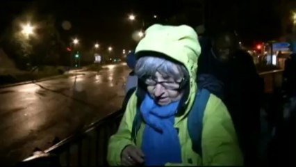 Marche symbolique à Paris, trois ans après la prise d'otages au Sahel