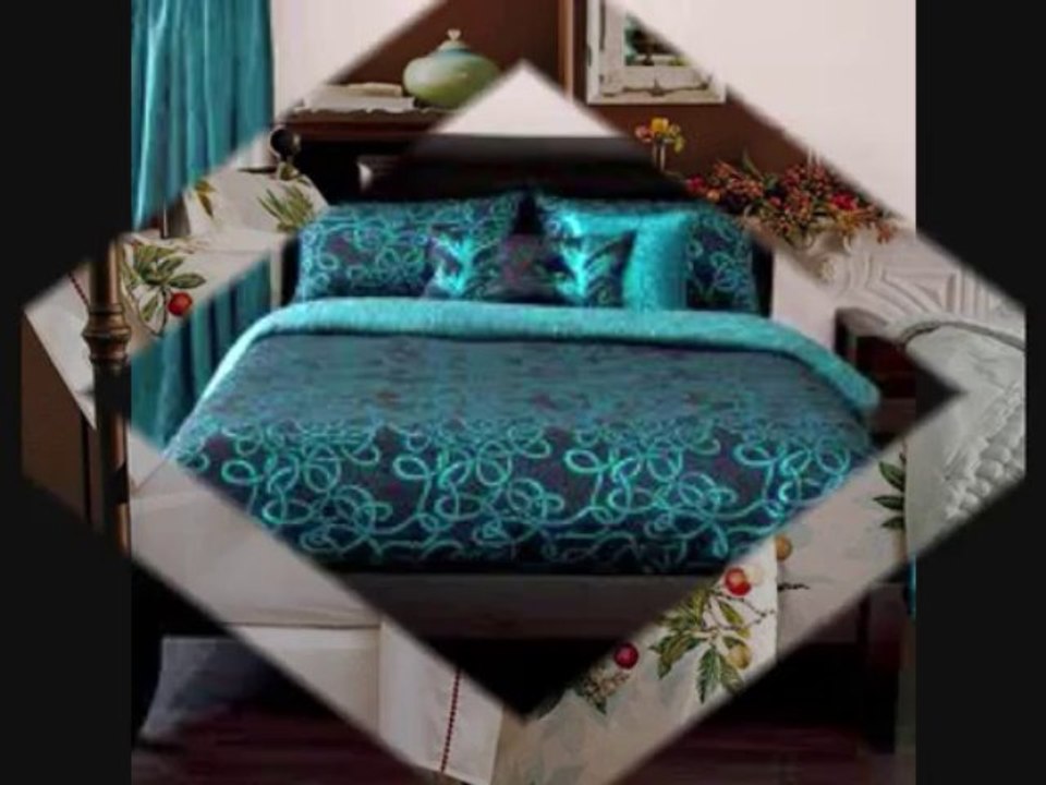 bedding pillows liquidators