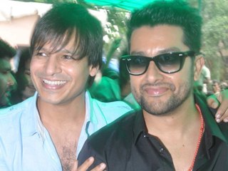 Vivek And Aftab Promote Grand Masti