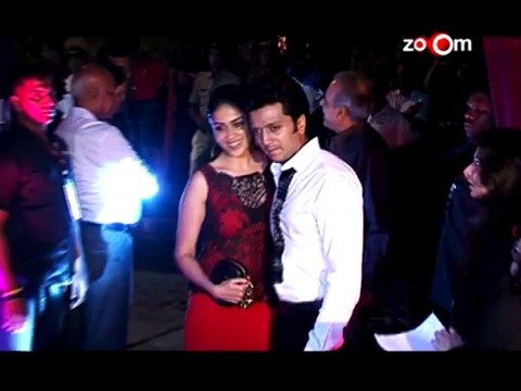 Riteish Deshmukh, Ayesha Takia, Karan Johar & Anupam Kher react on Delhi Gang Rape Case