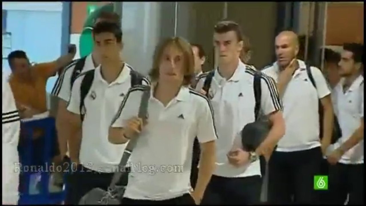 Cristiano Ronaldo Gareth Bale Isco Modric Casillas Airport Manises