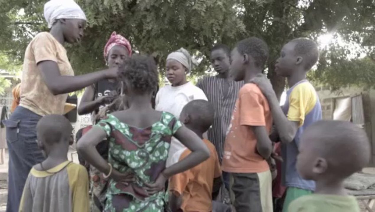 Rencontre entre Coeur de Forêt & Stéphanie Gilmore, Tom Frager et Alain Riou de Quiksilver Foundation au Sénégal
