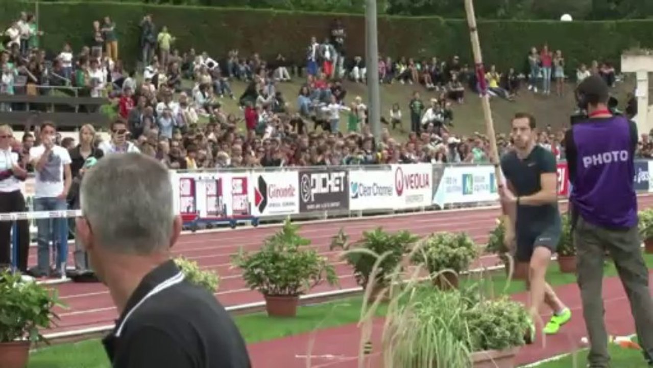 Athlétisme: Lavillenie se contente d'une barre à 5,47 m