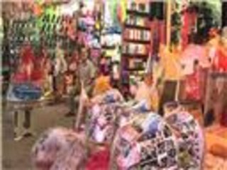 إقبال متزايد على سوق الجريد ببنغازي لرخص معروضاته