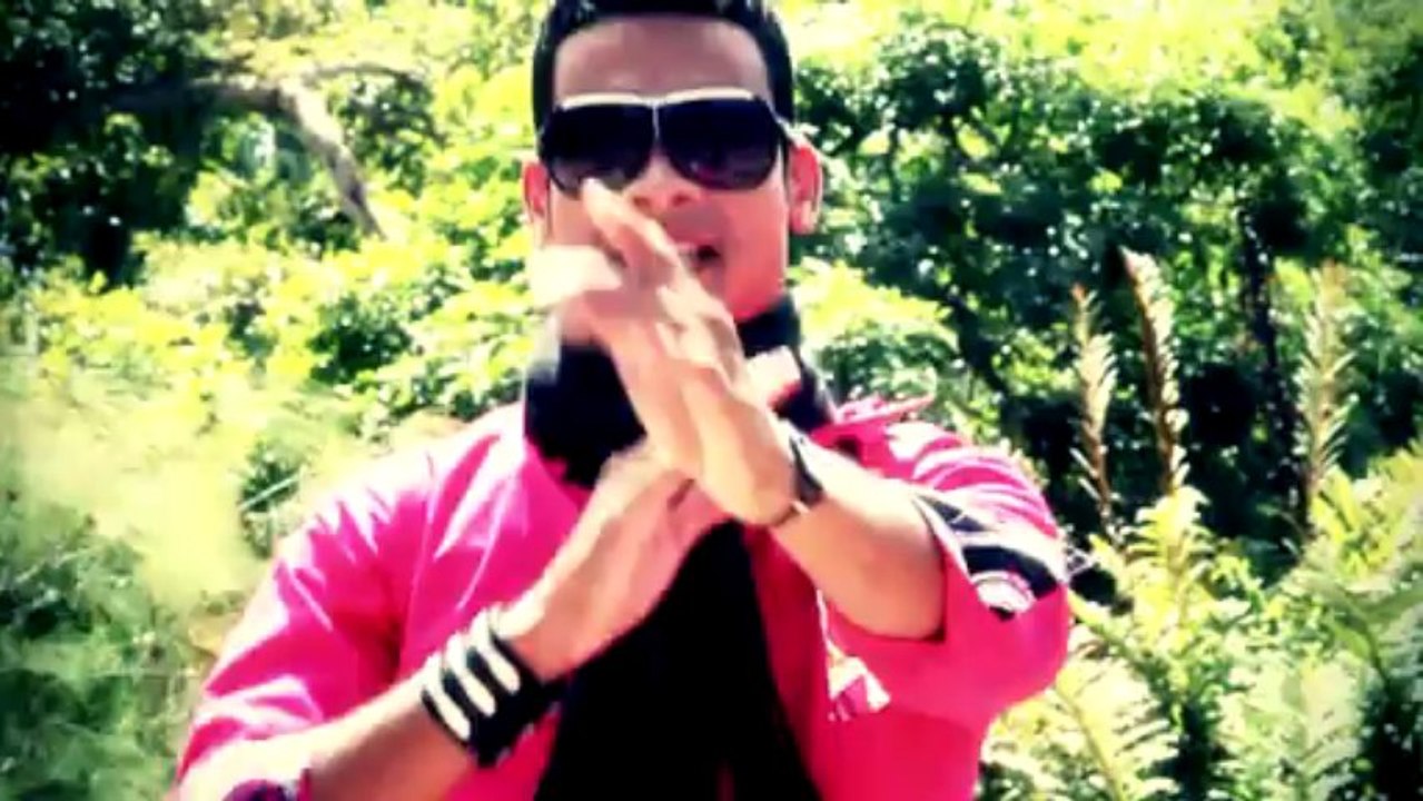 ALEX CUEVAS - GRACIAS MAMA_HD