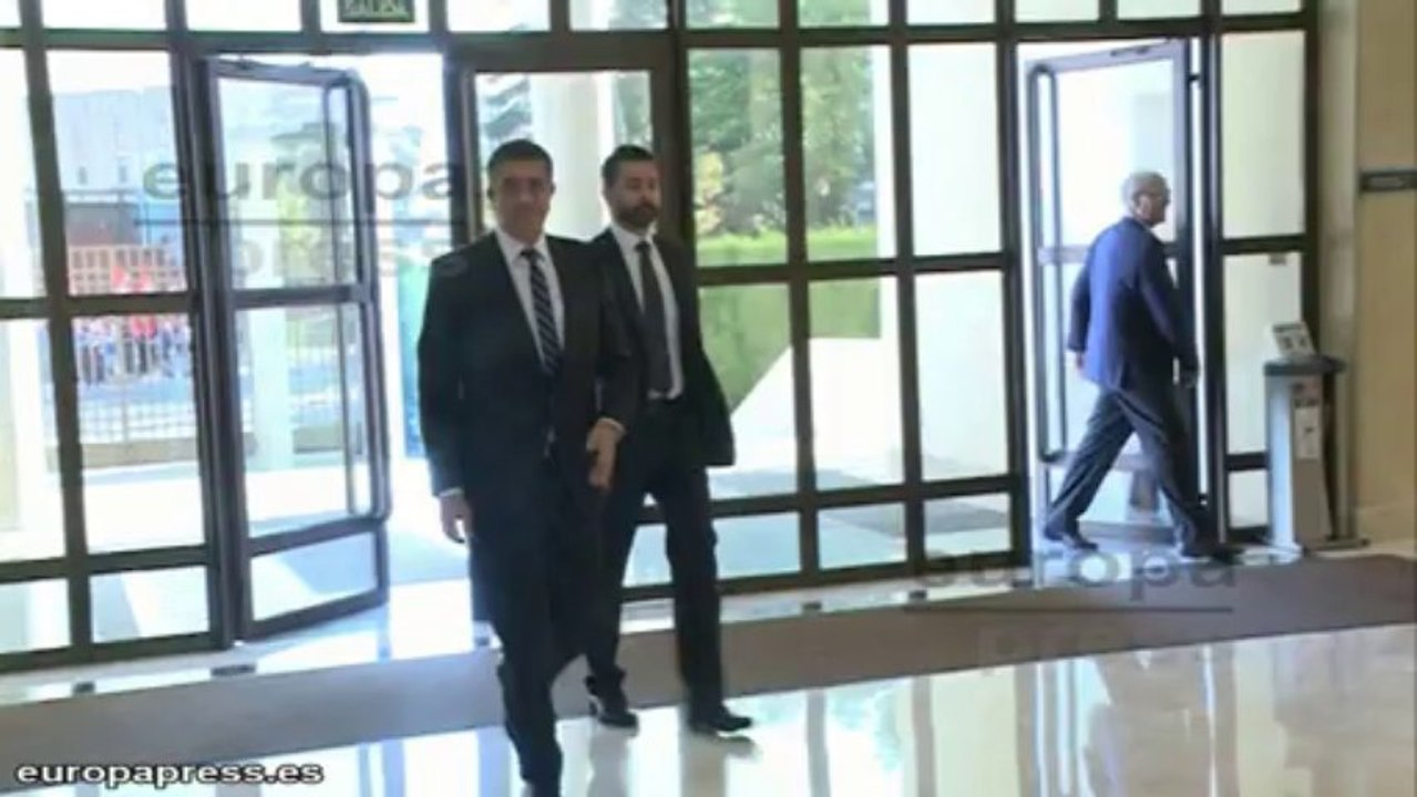 PNV y PSE oficializan el pacto para remontar la crisis