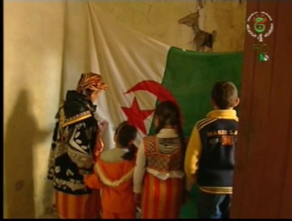 Hamettut teqbaylit ( La femme kabyle )