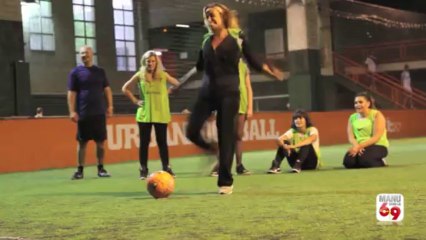 Le défi « hommes-femmes » : LE MATCH DE FOOT !