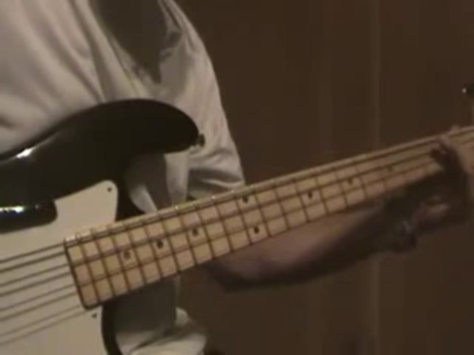 Learn Bass Guitar Online
