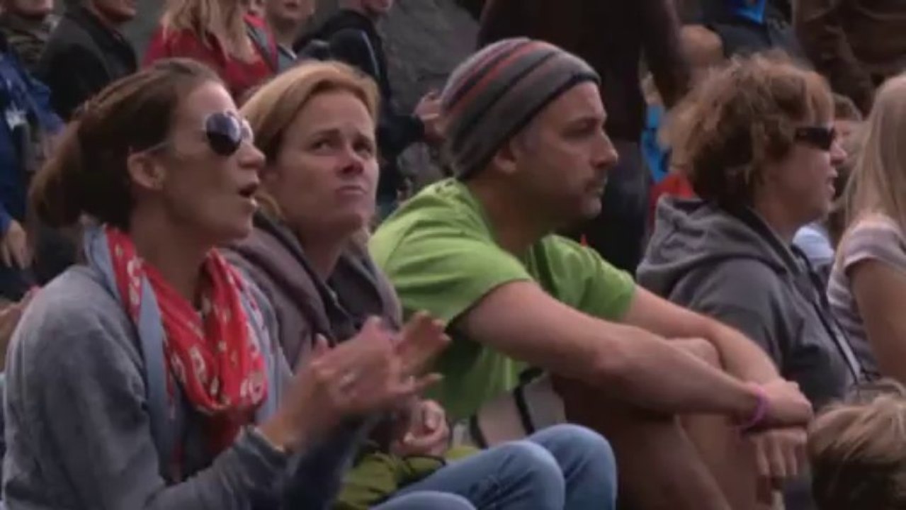 Plongeon de haut-vol - Hunt s'impose chez lui