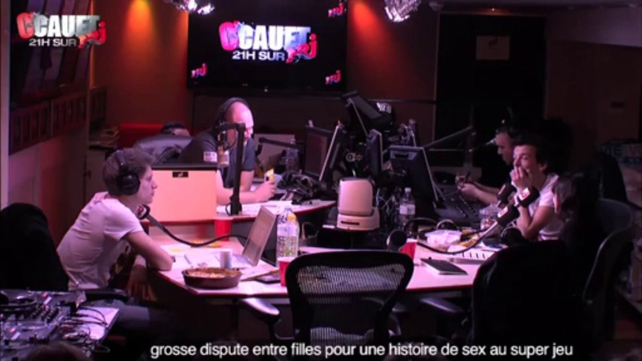 grosse dispute entre filles pour une histoire de sex au super jeu - C'Cauet sur NRJ