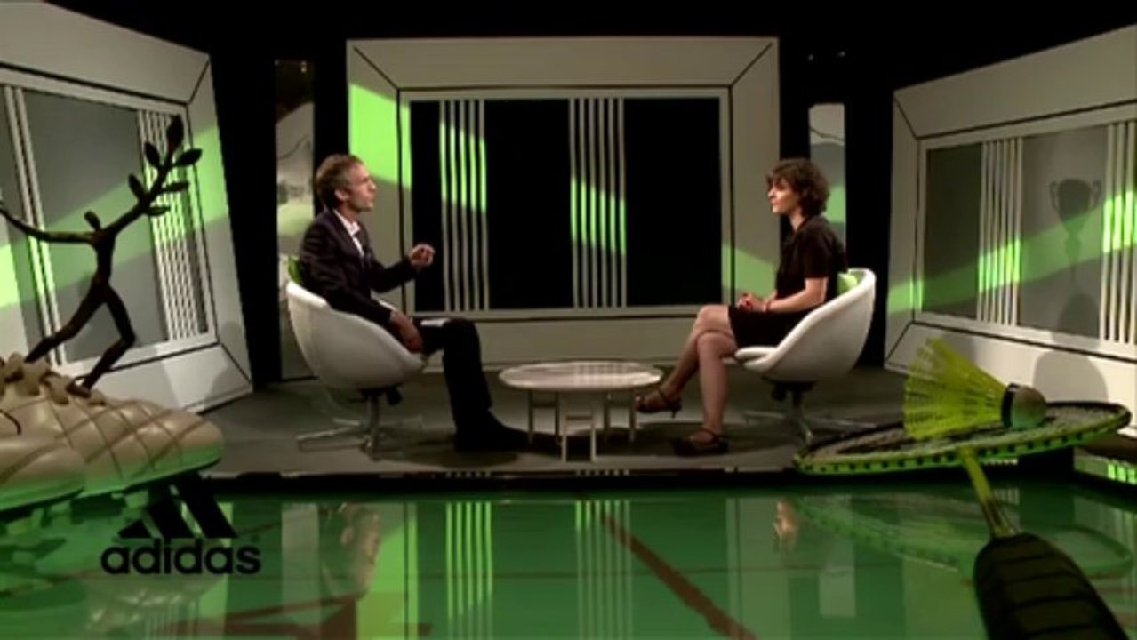 Adidas Group: Hélène WENDLING, Responsable Ressources Humaines: "la spécificité de l'école propose des formations qui sont très orientés autour du sport, c'est un axe important pour nous"