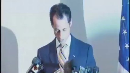 Anthony Weiner Hecklers Yell Goodbye Pervert