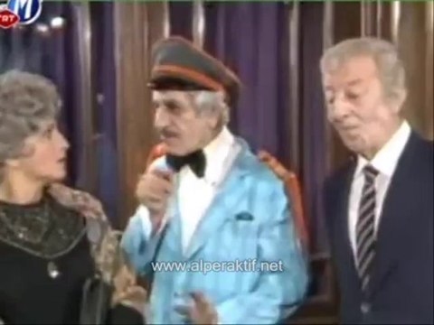 Nejat Uygur - Vestiyer (1984 TRT yılbaşı)