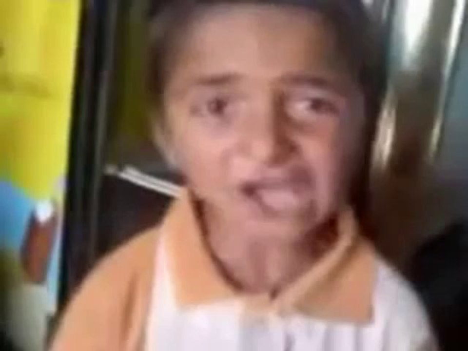 ağrı dağın eteginde komik ergen çocuk