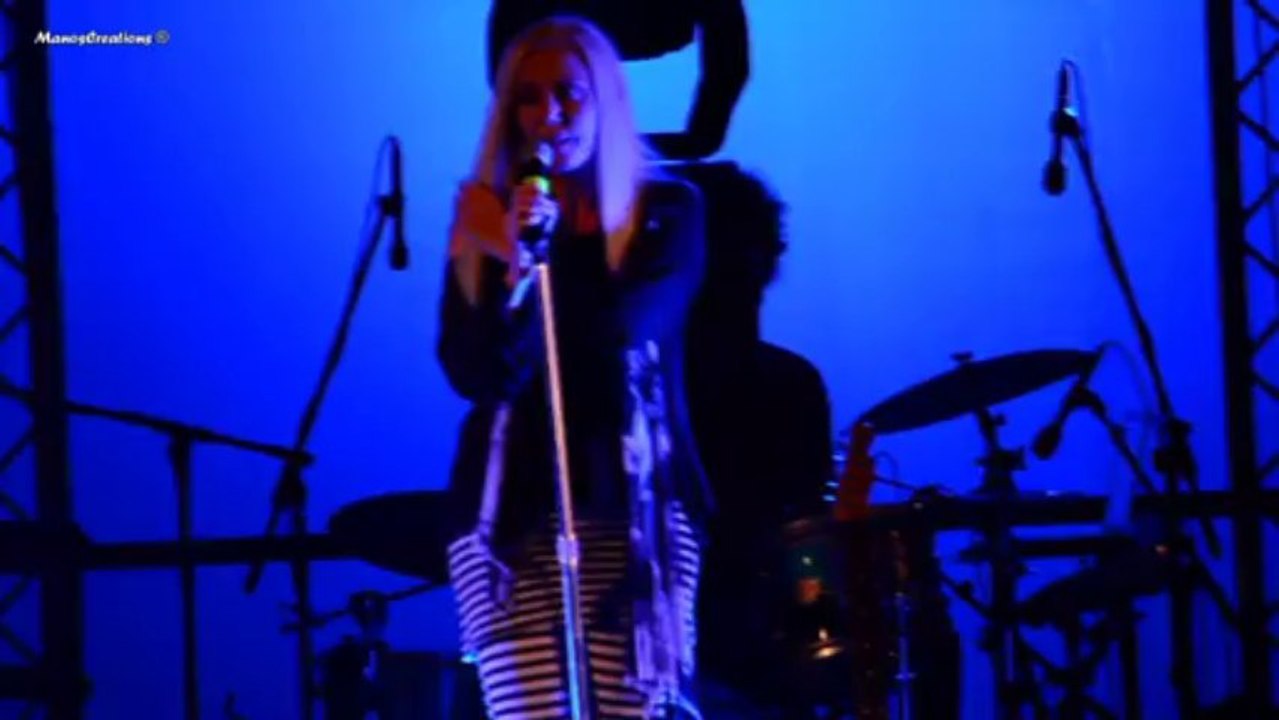 ΘΕΟΔΟΣΙΑ ΤΣΑΤΣΟΥ - Μόνο για 'κείνη μη μου λες (live)