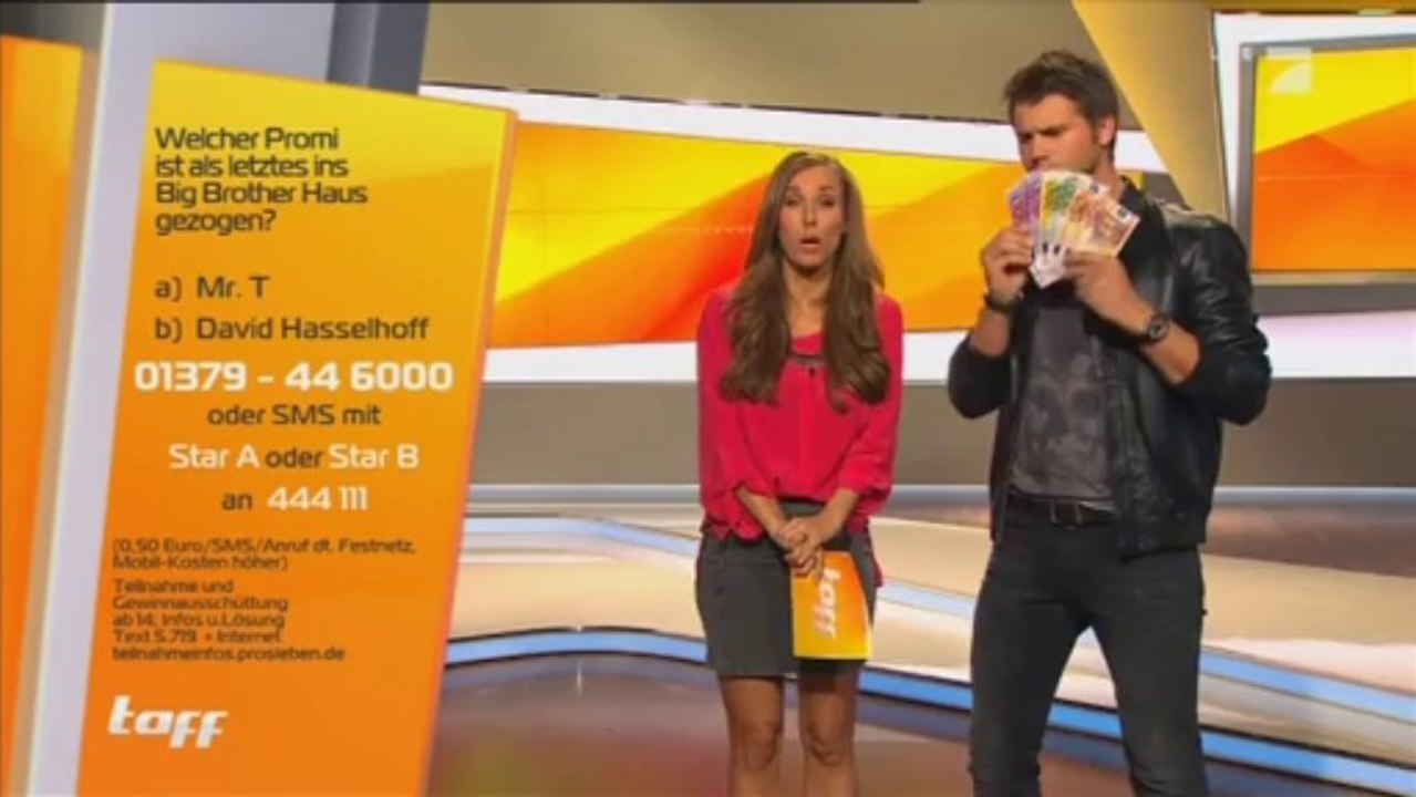 Annemarie Warnkross - 17.09.2013 - im Minirock