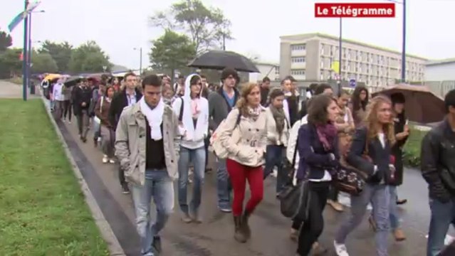 Brest. 300 personnes à la marche silencieuse