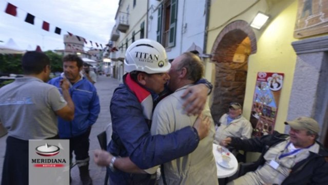 Costa Concordia, rotazione completata. La fotogallery dei protagonisti