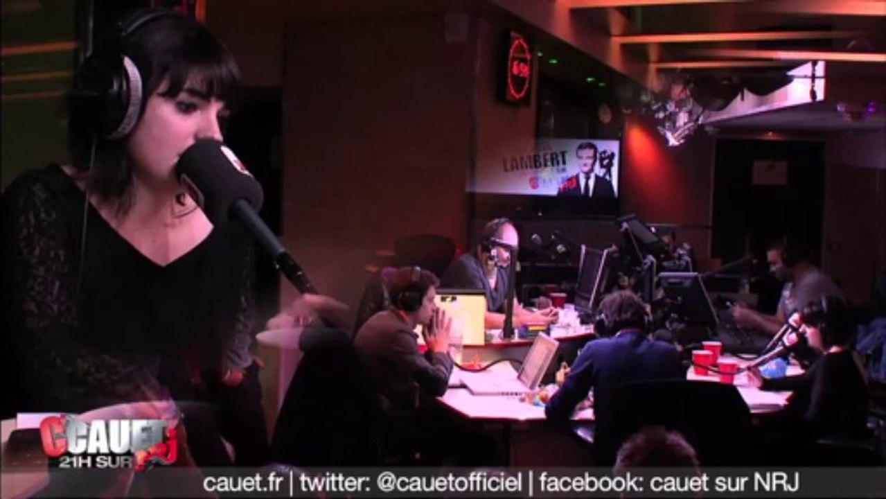 Marion fait changer de bord à un gay - C'Cauet sur NRJ