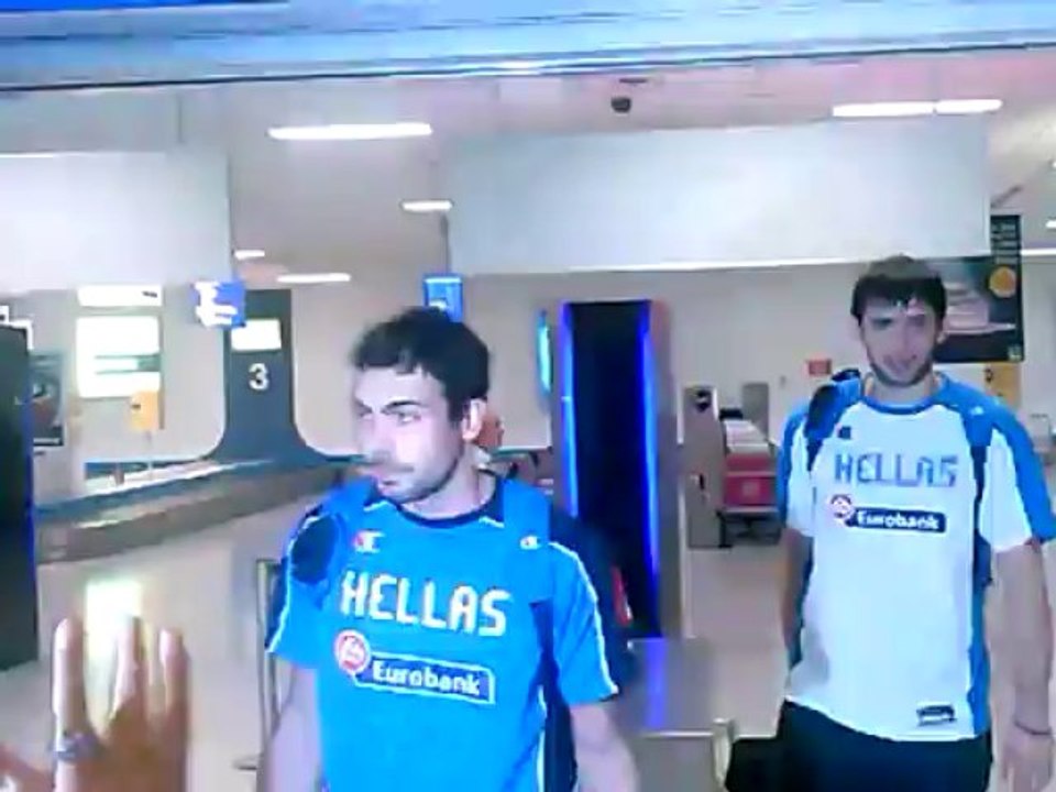 Κώστας Σλούκας, Κώστας Παπανικολάου