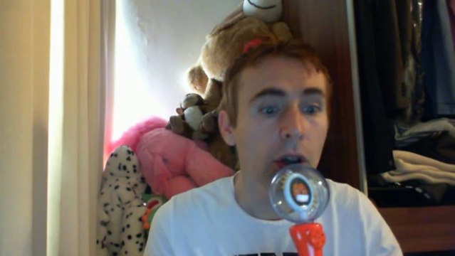 Wiwi égratigne Narbonne mon amie de Charles Trenet