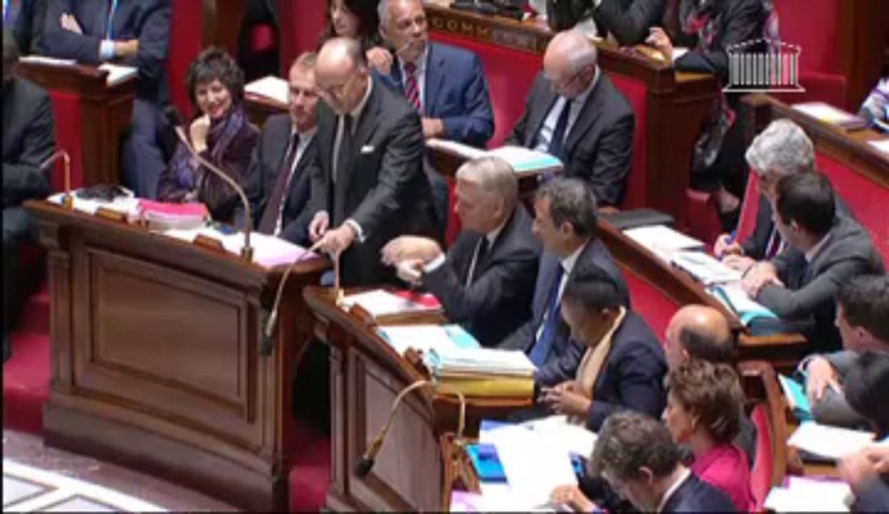 A quoi servent les augmentations d'impôts : question au Gouvernement