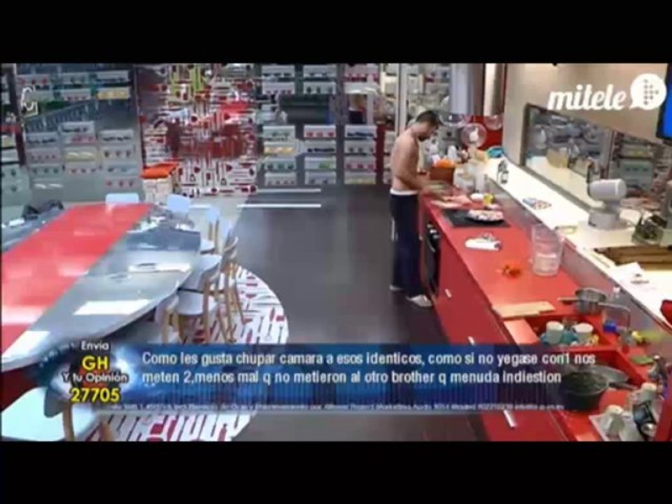 Argi canta Brin di Axión y cocina junto a Igor