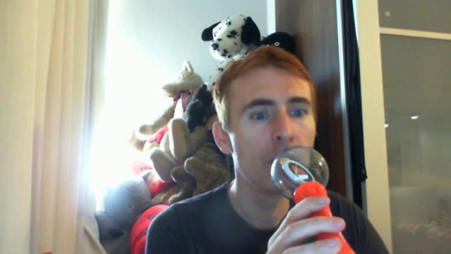 Wiwi égratigne on to the next one de Jay-Z