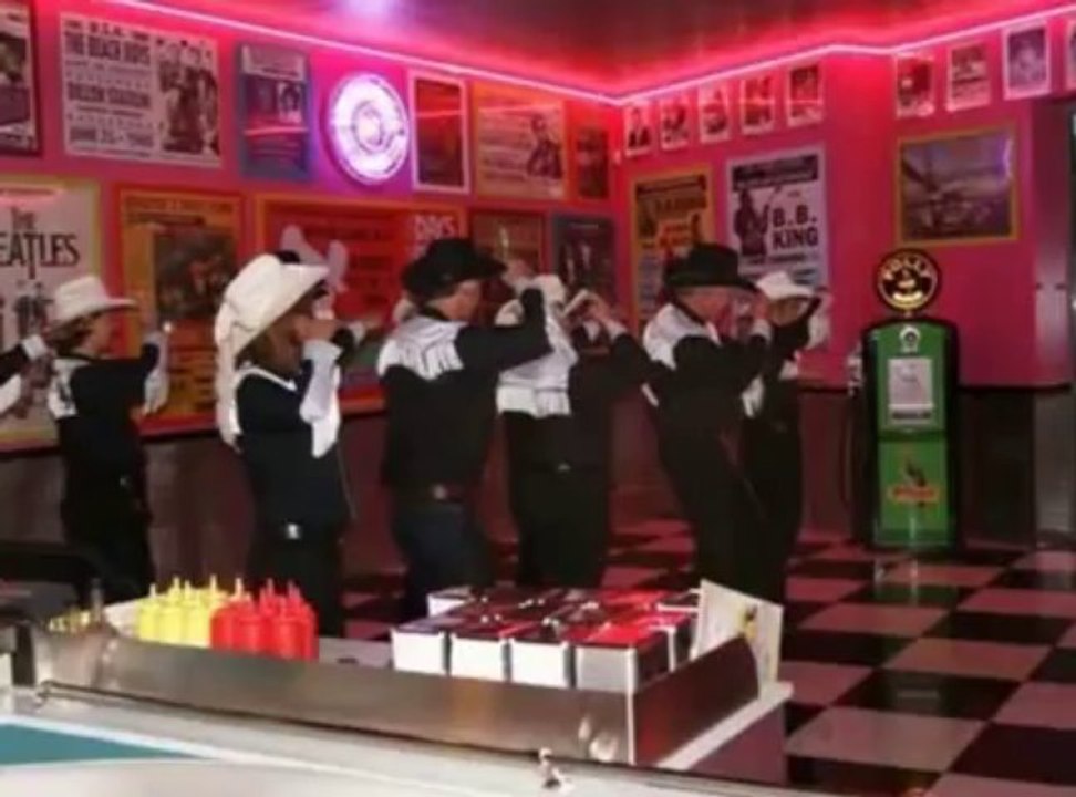 Tommy's 12 - 09 - 2013 - COWBOY  HAT  DANCERS