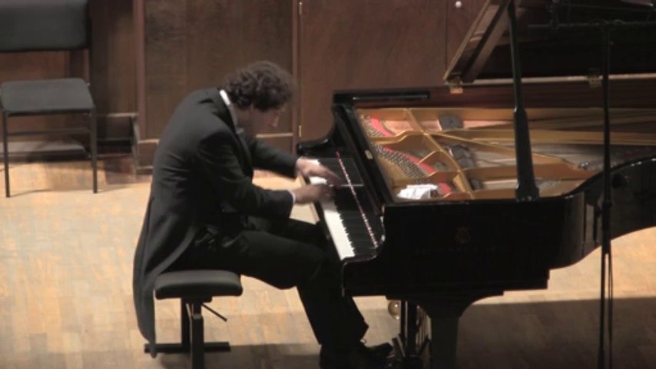 C. Debussy, Étude 6 pour les huit doigts (for the eight digits) — Sergey Kuznetsov