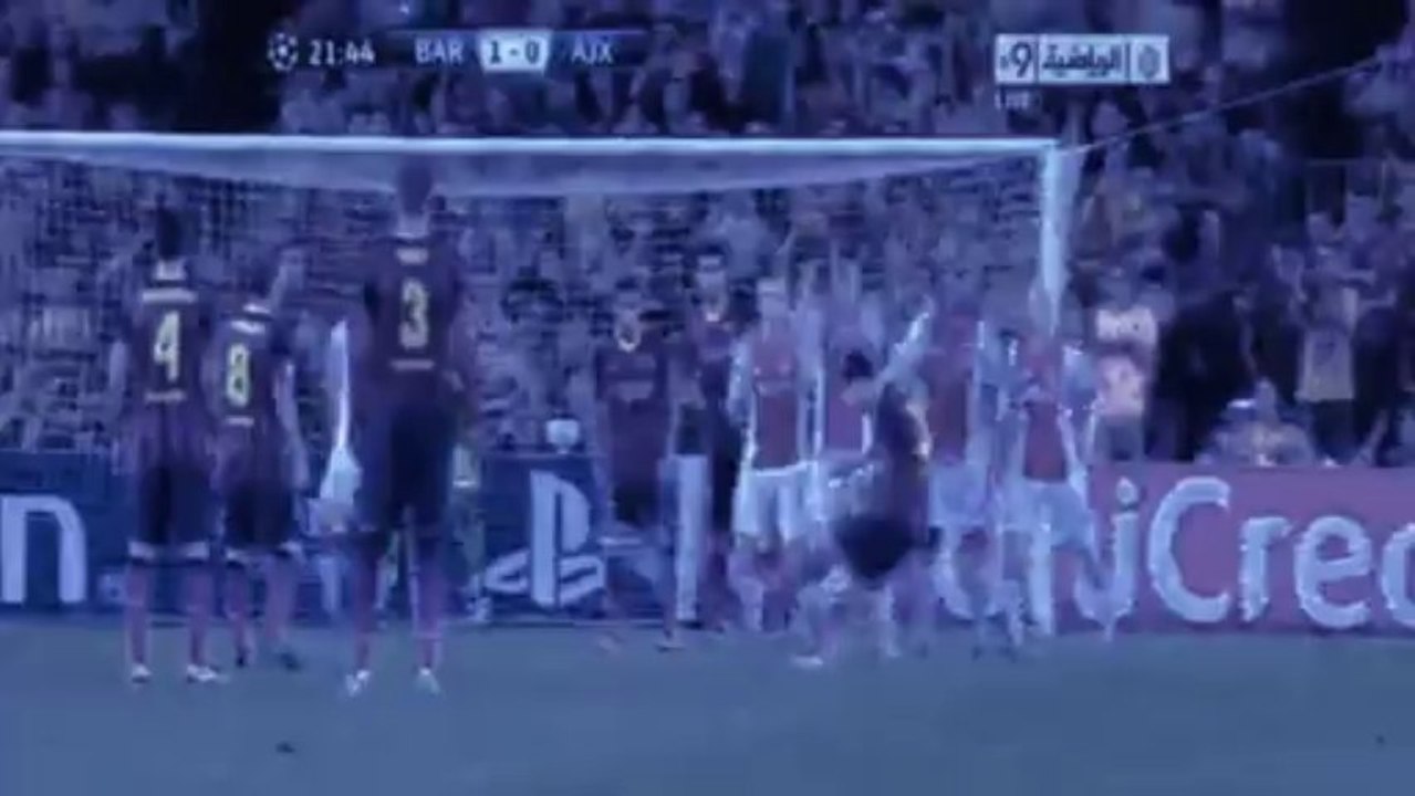 Lionel Messi Amazing Free Kick Golazo - Barcelona vs Ajax 1-0   (18-09-2013)