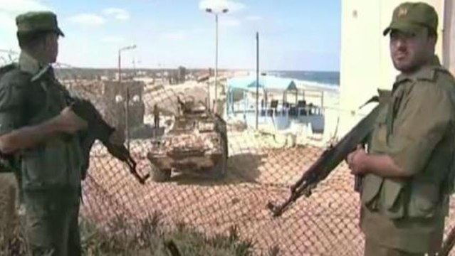 Egypt partly reopens border with Gaza