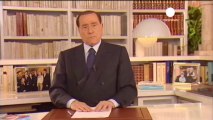 Italie : Berlusconi n'abandonnera pas la politique s'il...