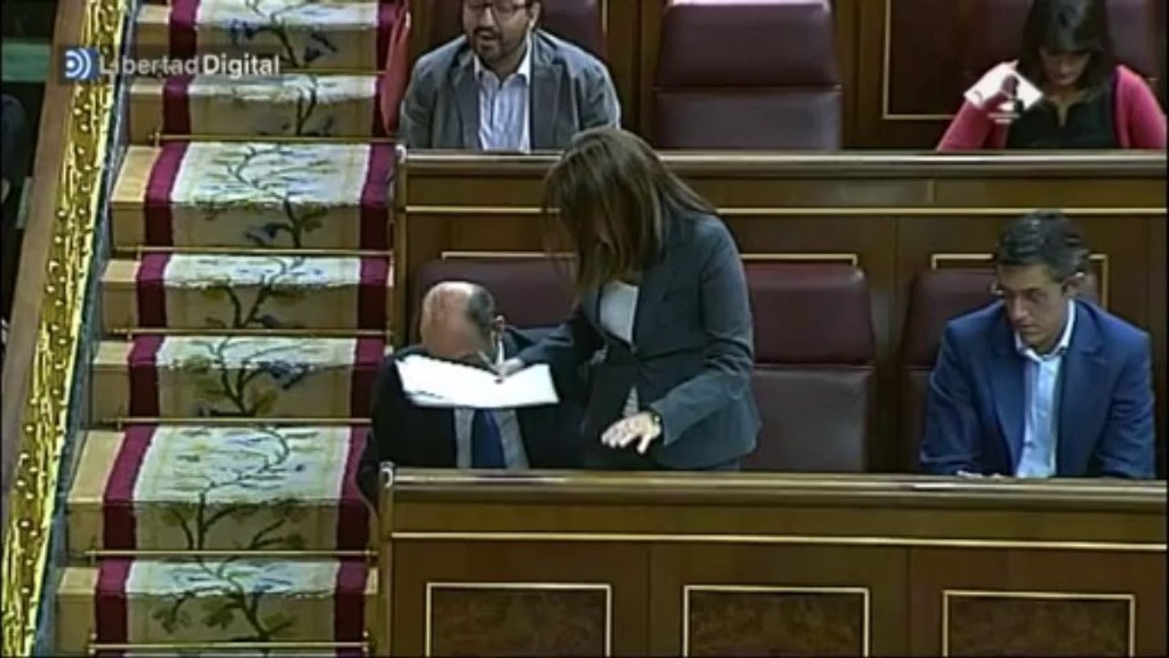Rubalcaba se molesta con Villalobos por llamarle "señor Pérez"