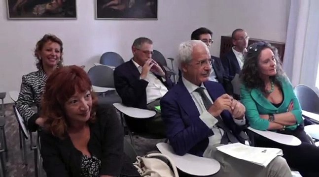 Campania - Dalla Giunta Caldoro 500 milioni per la Scuola (18.09.13)