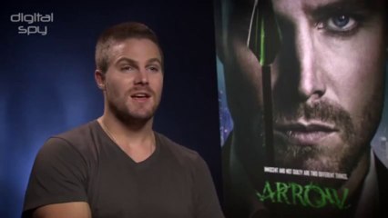 2013.09.20 Stephen Amell @ Interview DigitalSpy