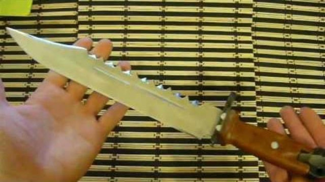 Видео ответ ASZNAM (три предмета для выживания на острове)