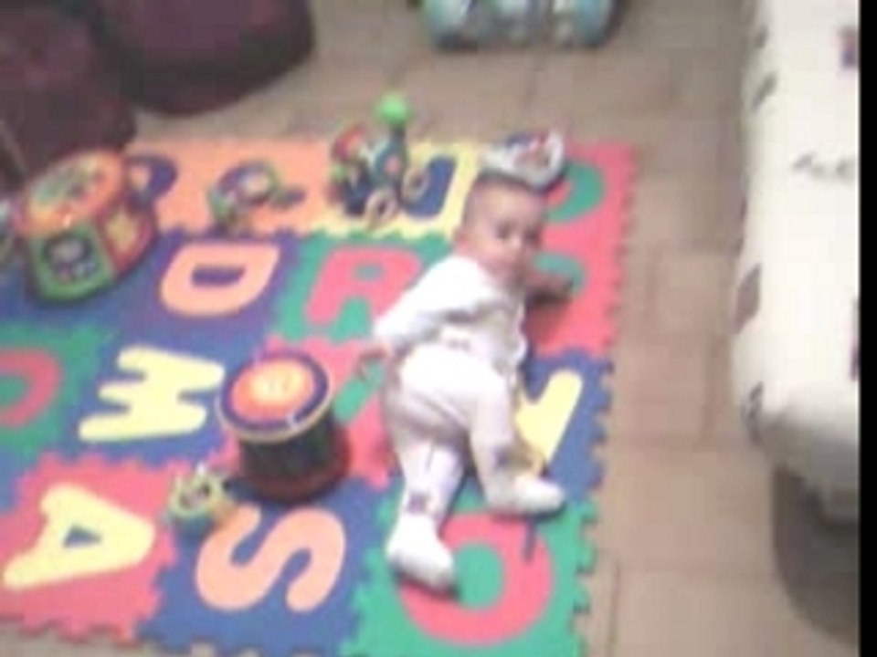 je marche a 4 pattes