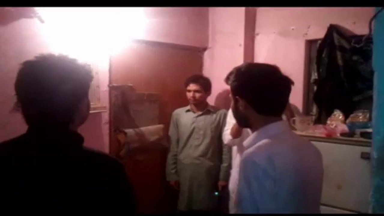 DarrR.. Promo "Haunted Flat"