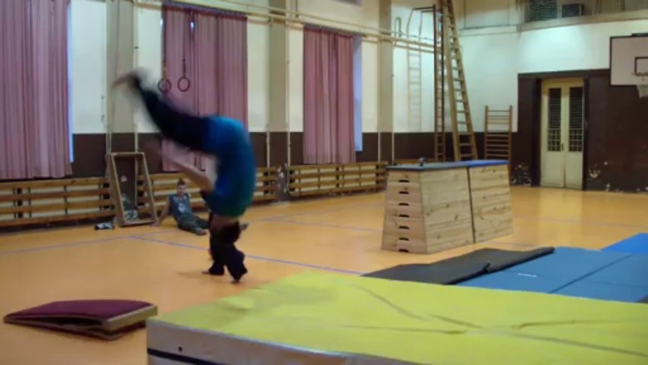 ADTeam - Parkour and Tricking - Sázava - Indoor - 1 - 2013