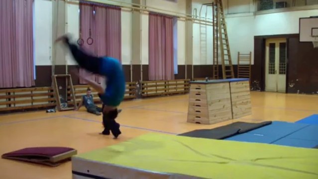 ADTeam - Parkour and Tricking - Sázava - Indoor - 1 - 2013