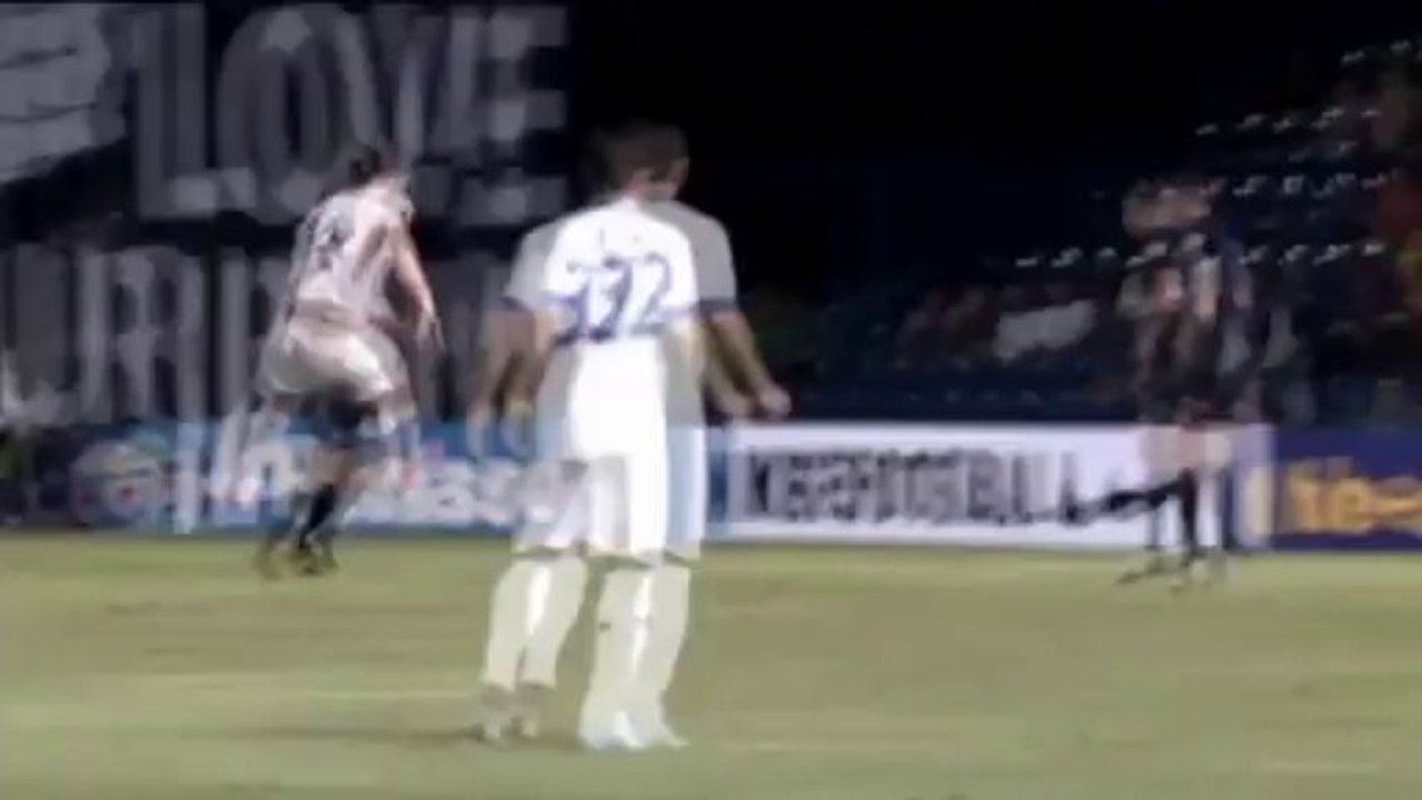 AFC CL: Iran-Bomber lässt 30-Meter-Hammer los