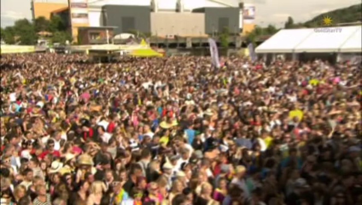 Linda Hesse - GoldStar TV spezial. Ballermann im Ruhrgebiet! - 2013 sep19