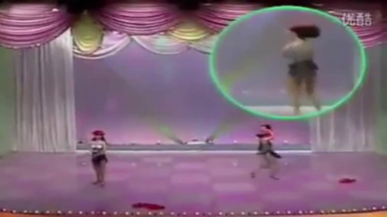 L'EX-FEMME DE KIM JONG-UN A ÉTÉ FUSILLÉE POUR AVOIR DANSÉ DANS CE SPECTACLE JUGÉ PORNO.