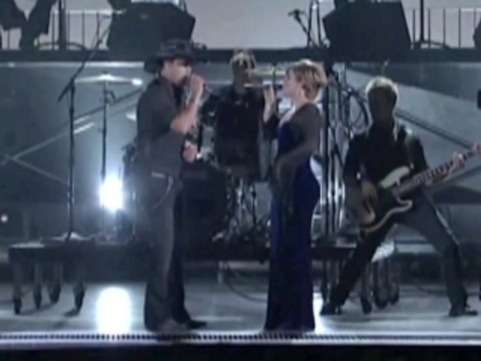 Jason Aldean & Kelly Clarkson - "Don't You Wanna Stay" Songwriters Interview