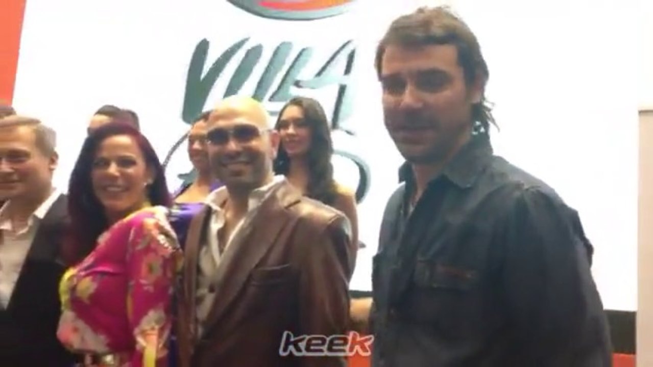Pedro y elenco en la presentación de Carlos Paz, Keek Pablo Layus - 17 de Septiembre
